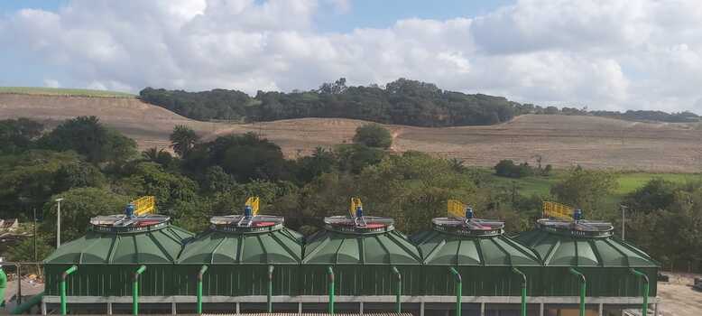 Torres de Resfriamento em Usinas de Álcool e Açúcar: Eficiência Térmica e Redução de Paradas na Safra